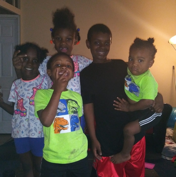 Meet your Posher, Tamara - Picture 1 of 1